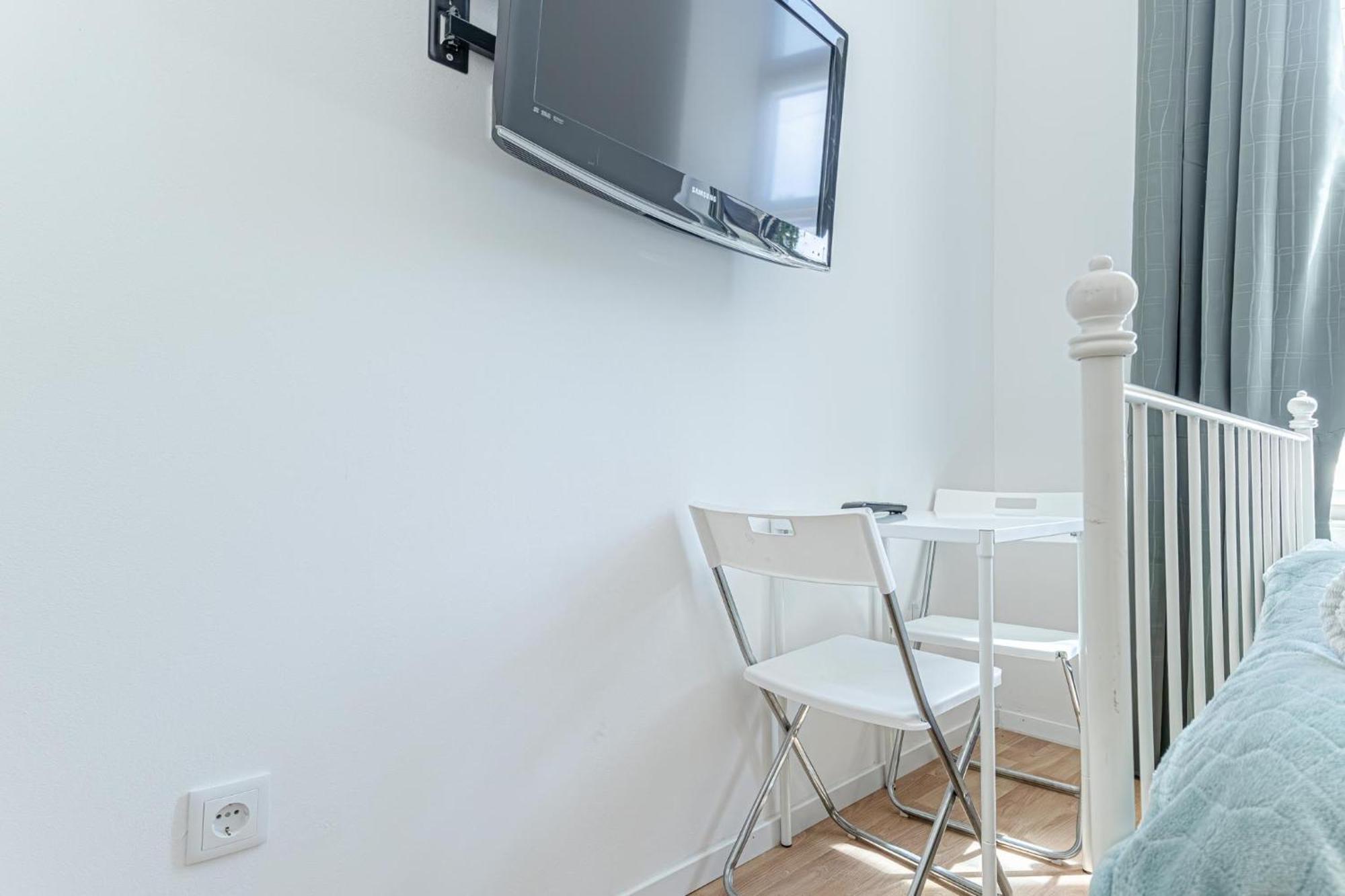 Loevly Shared 6Br With Garden Near Danube & Millenium City Vienna Exterior photo